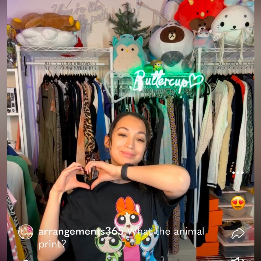 @𝐛𝐮𝐭𝐭𝐞𝐫𝐜𝐮𝐩_𝐩𝐨𝐬𝐡 (VANNESA) is 🅛🅘🅥🅔  🍓 - Picture 9 of 17